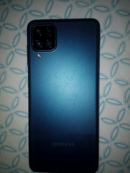 Samsung Galaxy A12