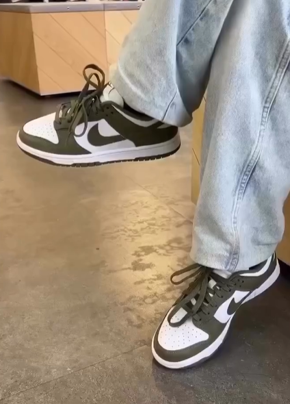 Nike dunk low medium olive
