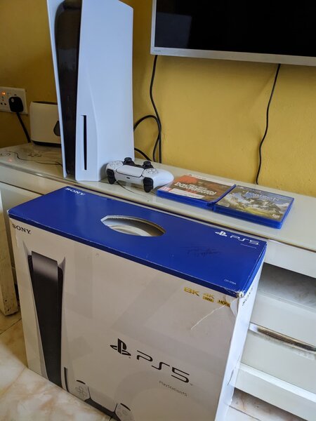 PlayStation 5 standard
