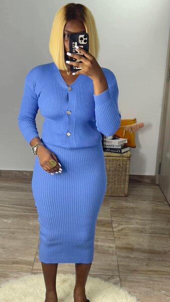 Robe cardigan côtelée élégante