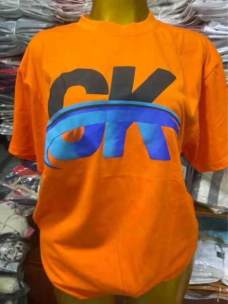 T-shirt Calvin Klein orange