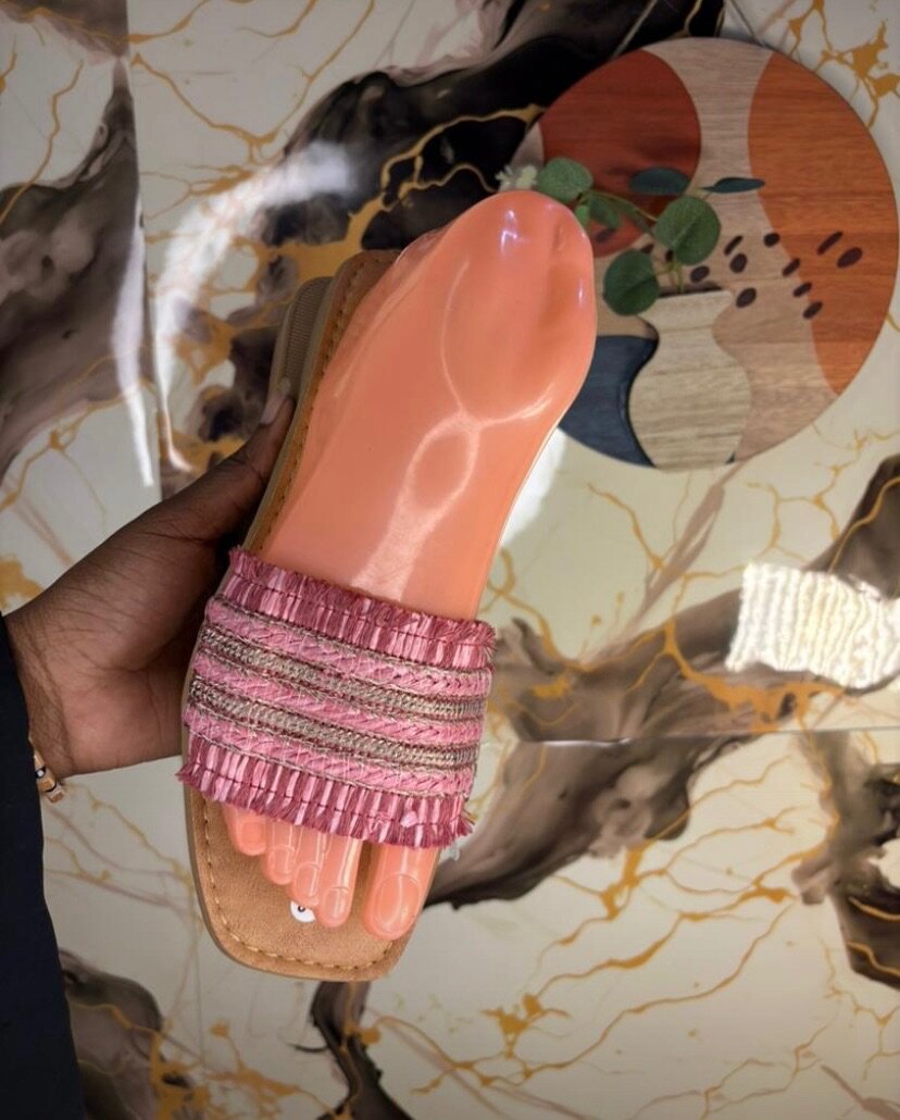 Sandales ethniques colorées