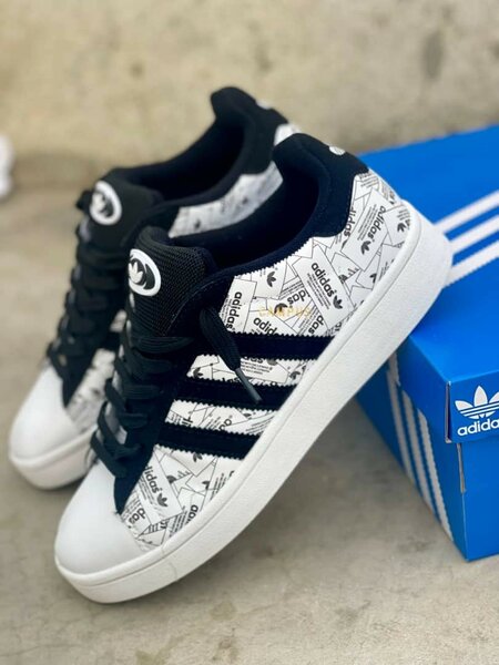 Sneakers Adidas Street Style