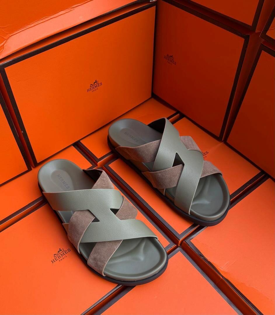 Sandales en cuir luxueuses