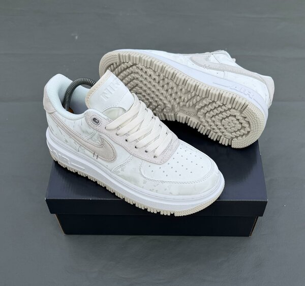 Nike Air Force 1 Sneakers