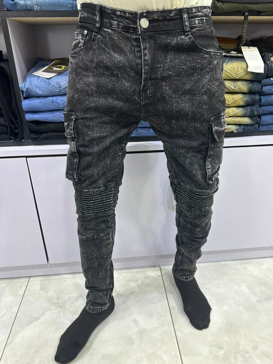 Jean cargo homme moderne