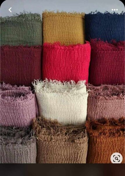 Jersey veils, silk s scarf