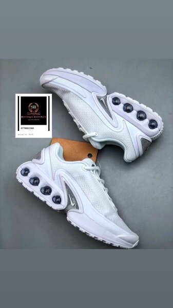 Basket Nike DN  authentique avec sa boîte