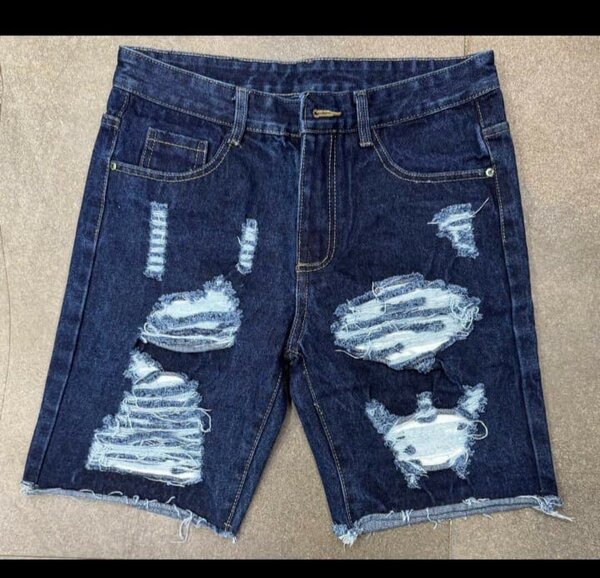 Shorts en jean déchiré pour femme