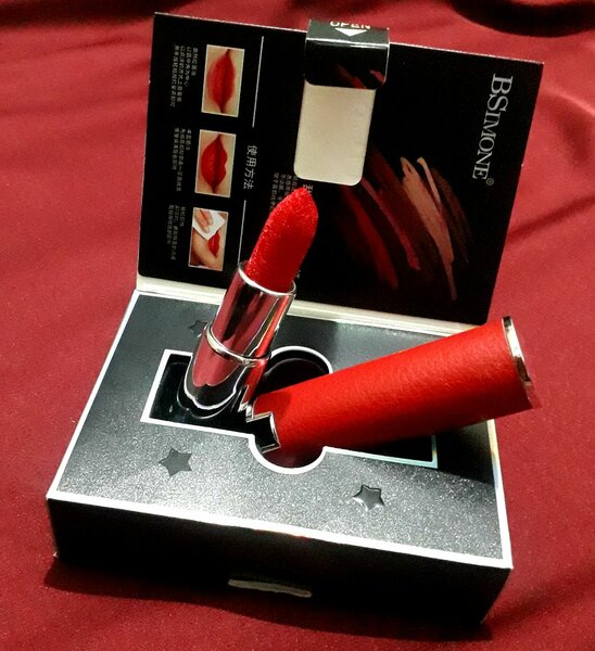 BSIMONE  embossed mate imported lipstic  with box
