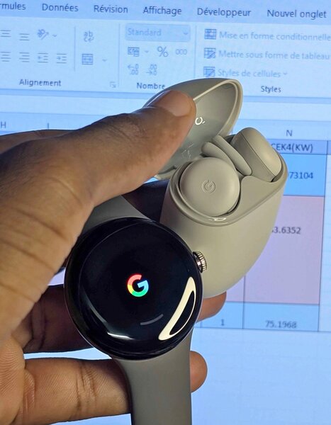 Montre Google Pixel et Écouteurs