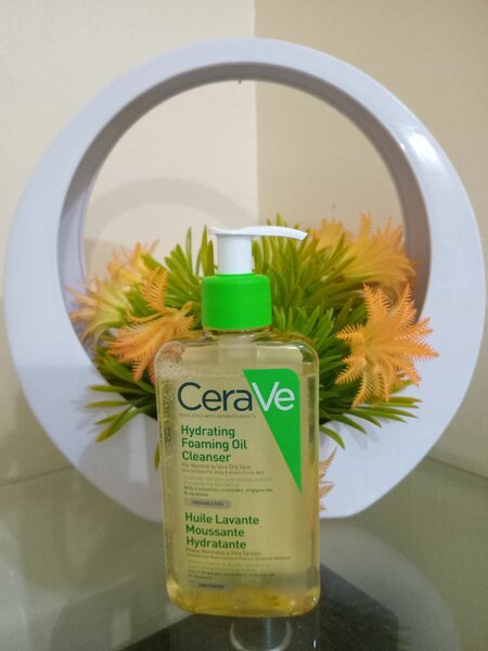 Huile Lavante Hydra CeraVe