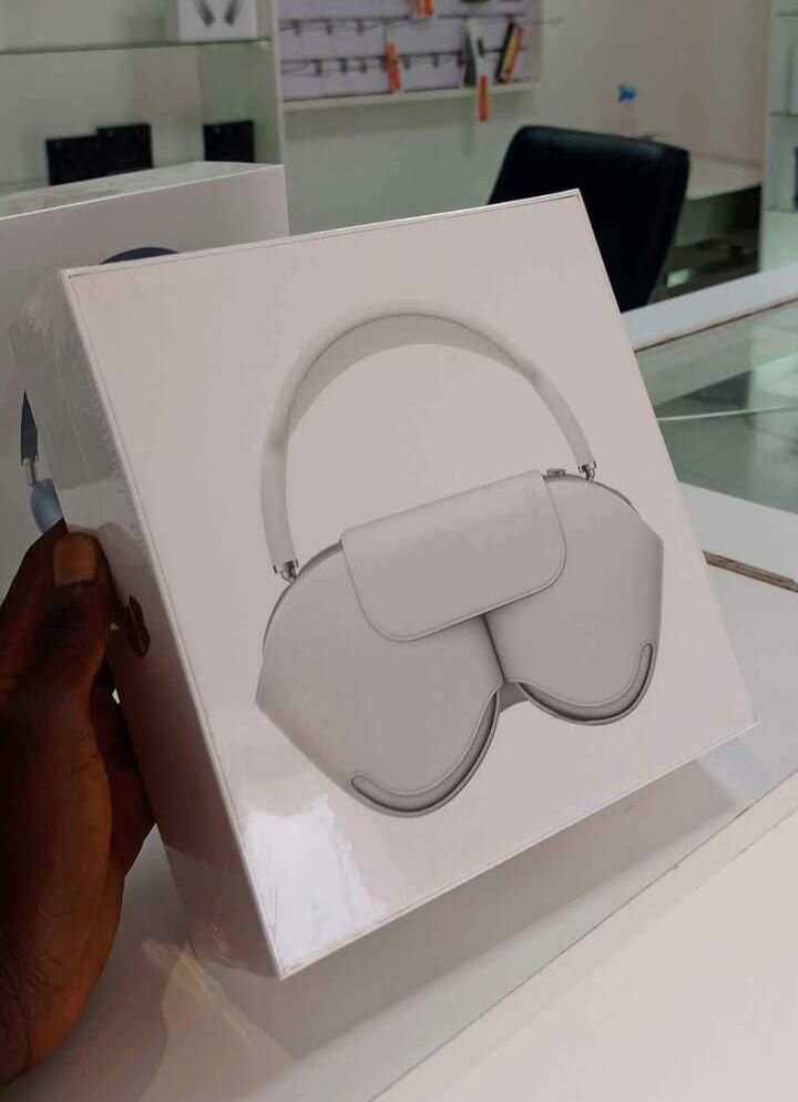 AIRPODS MAX HEADPHONES