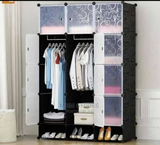 12 Cubes Plastic Wardrobe