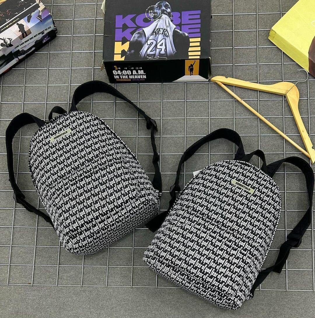 Quality Essential backpack