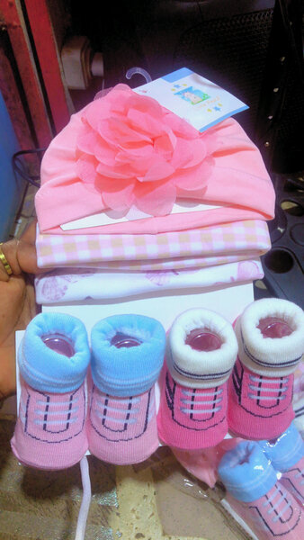 Chaussons Bébé avec Bonnets