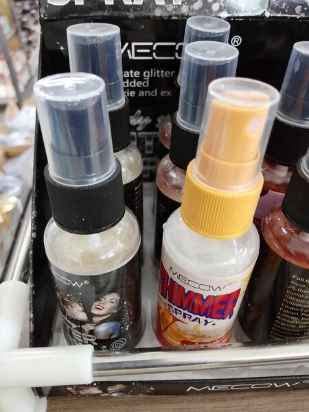 Spray scintillant pour cheveux