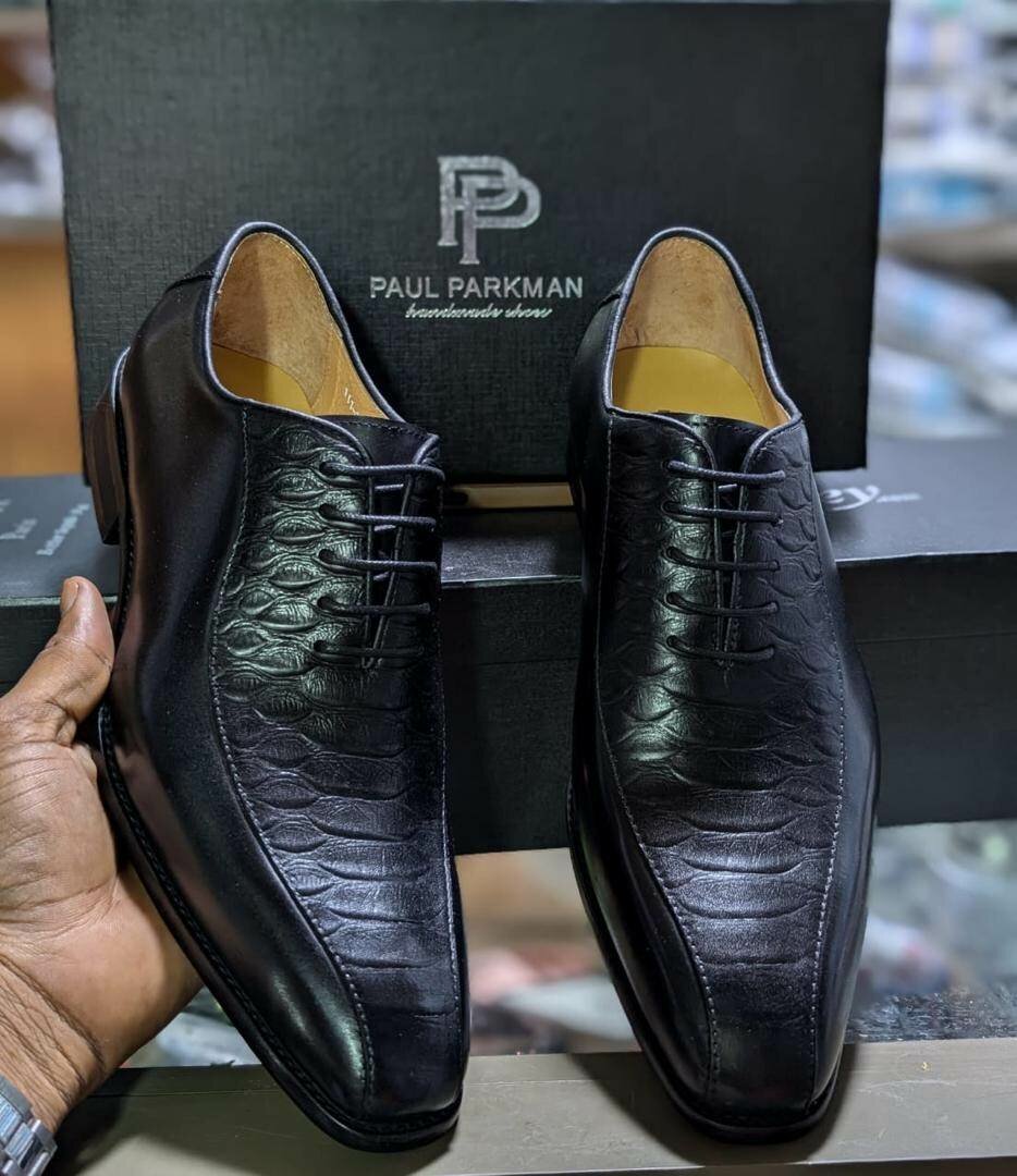 Chaussures en cuir homme