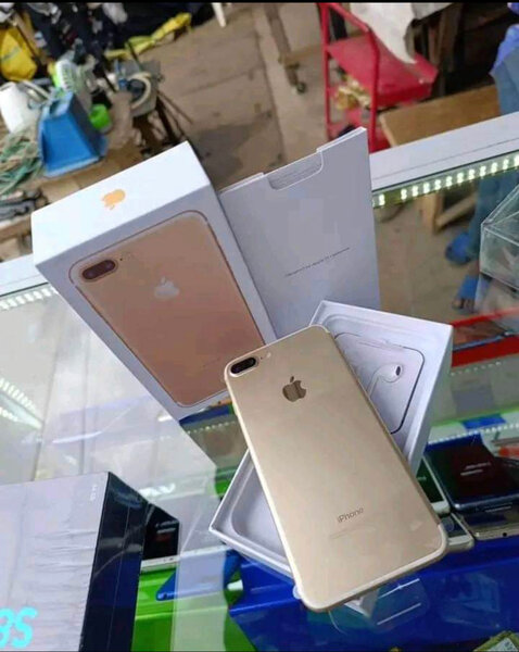 iPhone 7 Plus Or 64Go