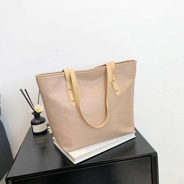 Sac à main élégant en cuir