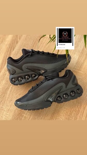 Basket Nike DN  authentique avec sa boîte