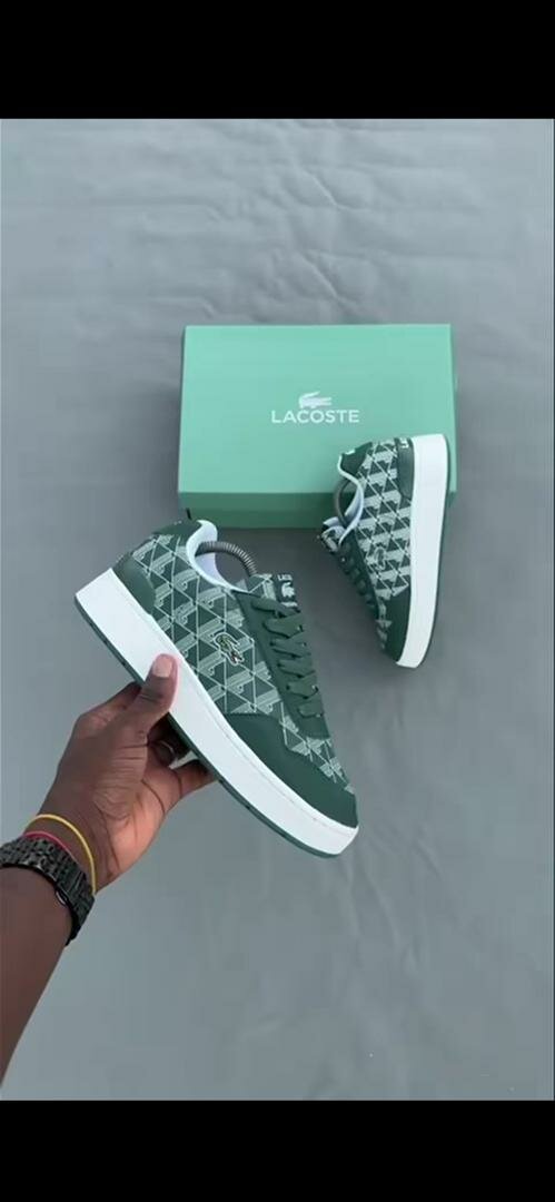 Chaussures Lacoste Homme - Vert