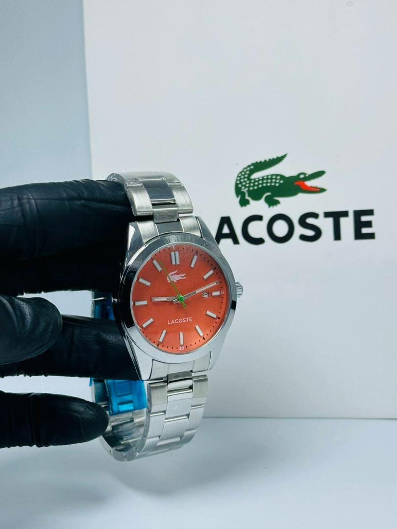 Montre Lacoste élégante
