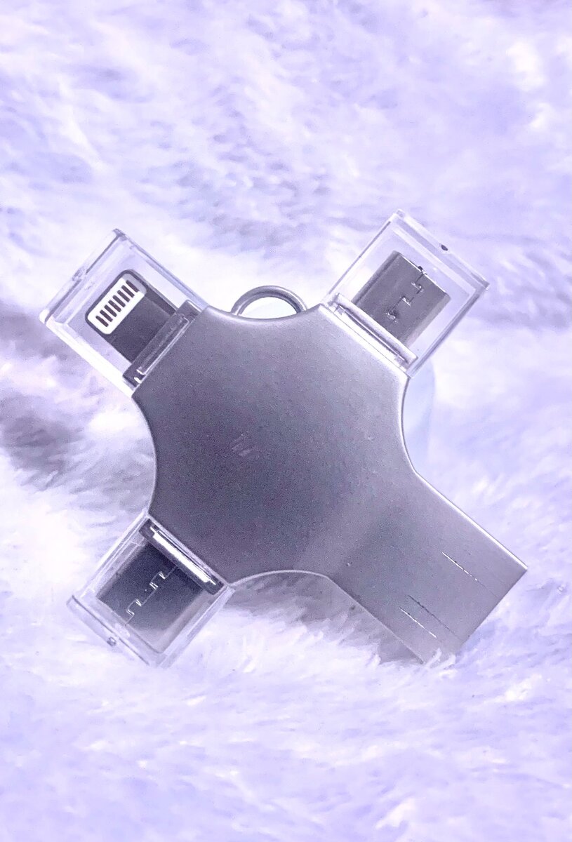 CLÉ USB 4 en 1 64gigas