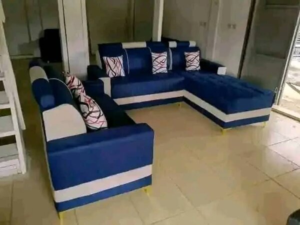 Canapé d'angle bleu et blanc en cuir