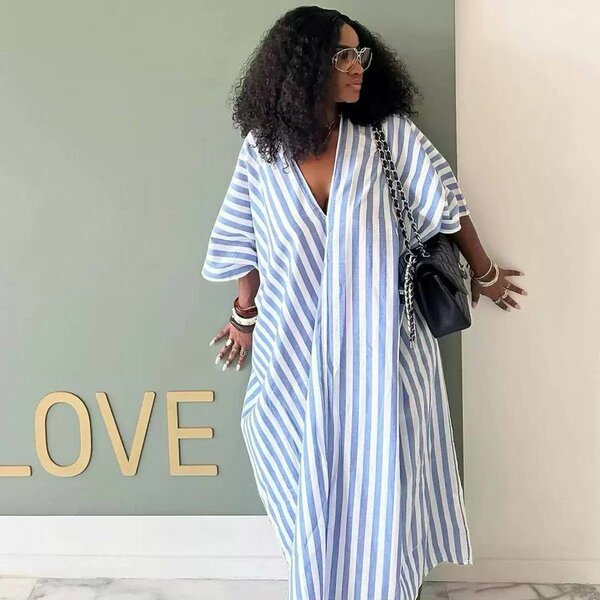 Robe longue rayée élégante