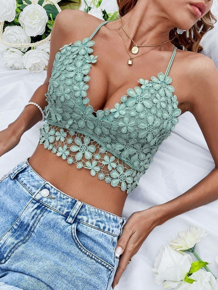 Brassière en dentelle florale