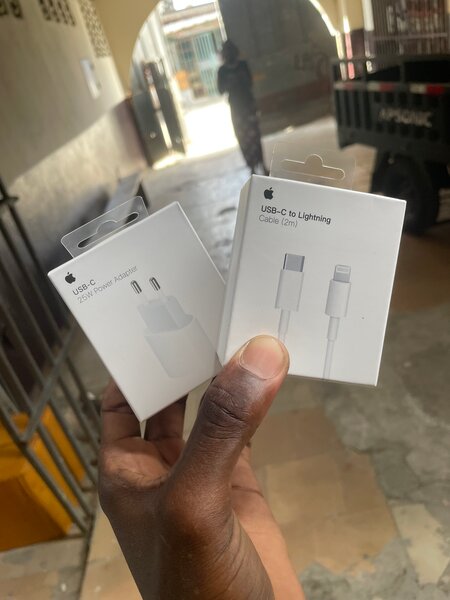 Adaptateur USB-C 25W + Câble Lightning