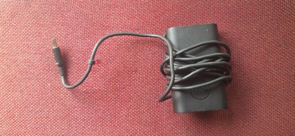 CHARGEUR DELL