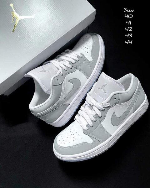 Baskets Nike Air Jordan Blanc