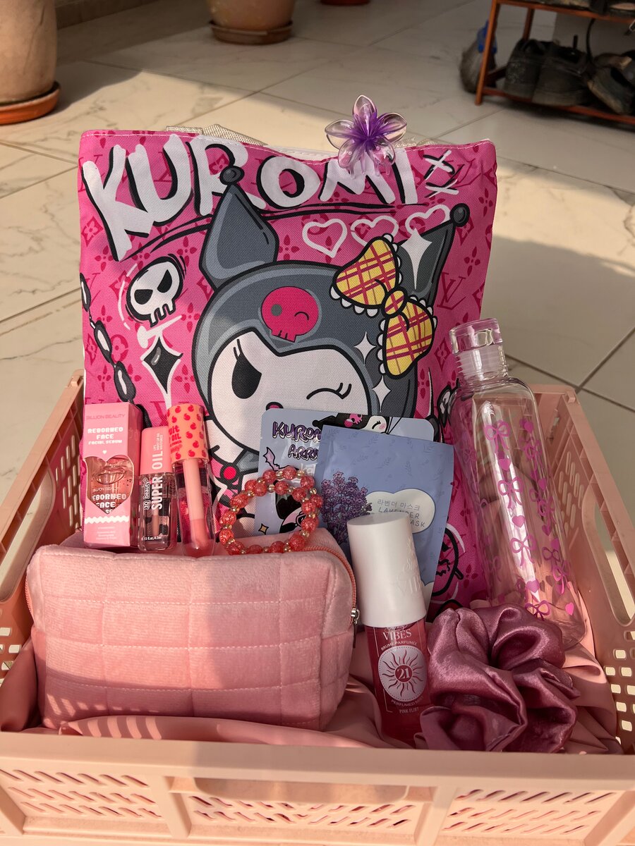 Corbeille Cadeau Kuromi pour Fille