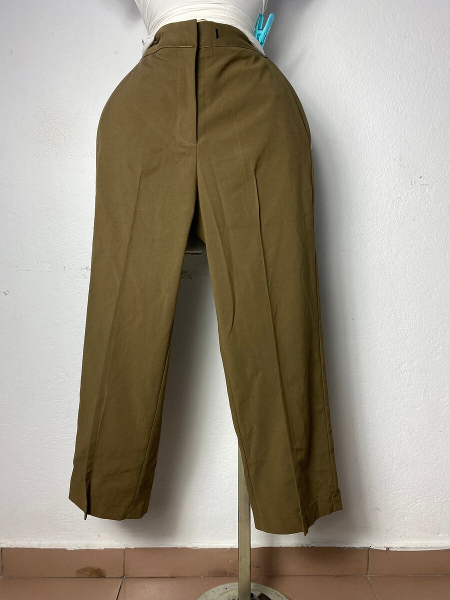 Pantalon ample kaki élégant