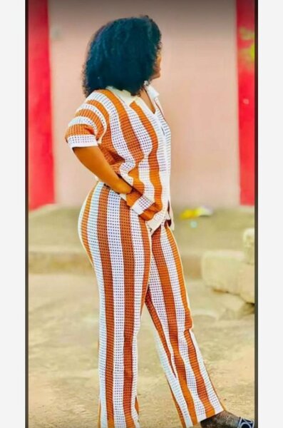 Tenue assortie rayée femme