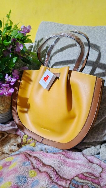 Sac à main en cuir pour femme