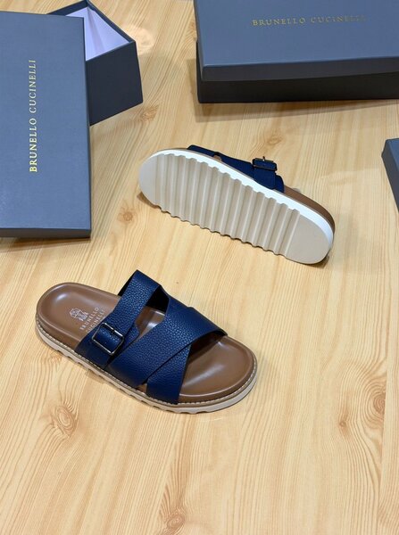 Sandales en cuir élégantes