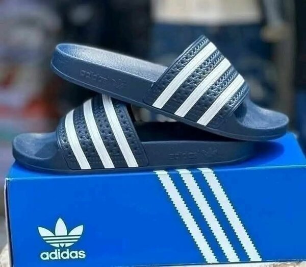 Sandales Adidas classiques
