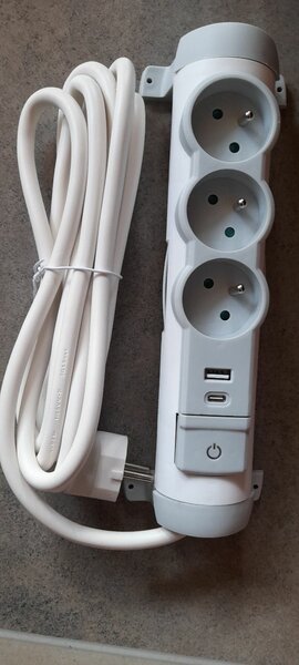 Multiprise  ports USB 3×1,5mm²