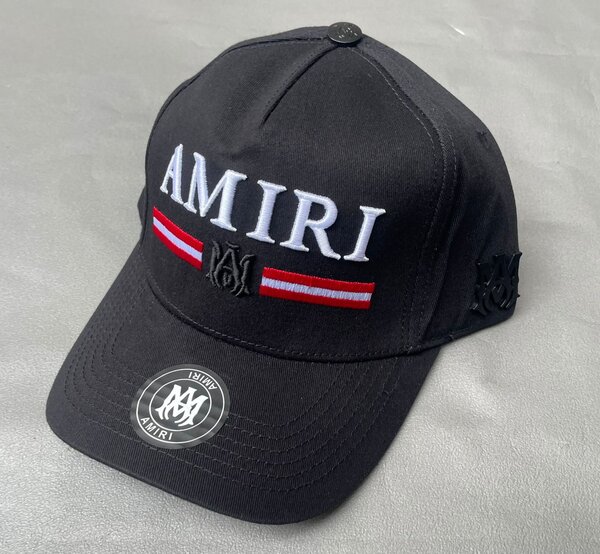 Casquette élégante AMIRI