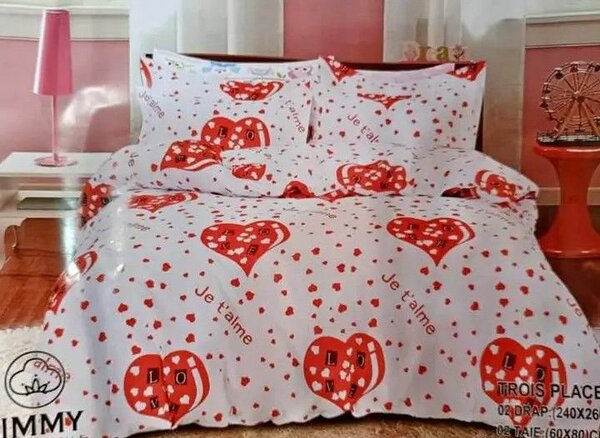 Parure de lit motif coeurs rouge et blanc