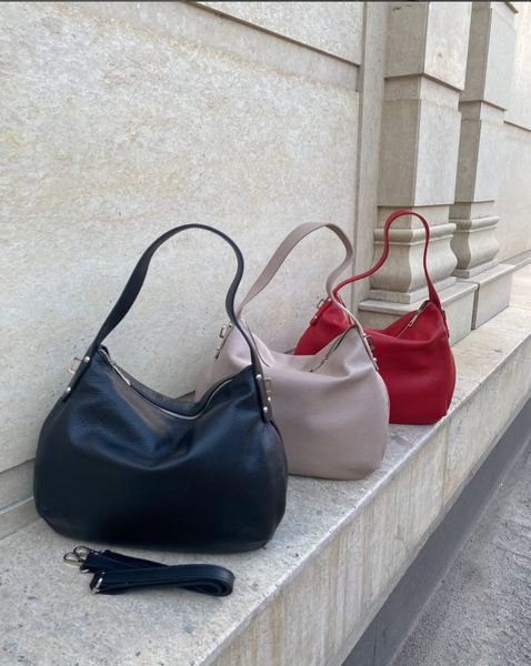 сумки разных цветов