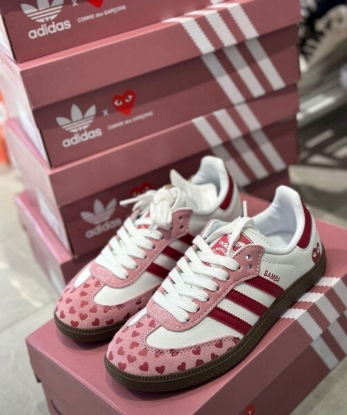 Adidas Samba Coeur Sneakers