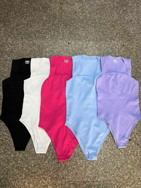 Body sans manches élégants