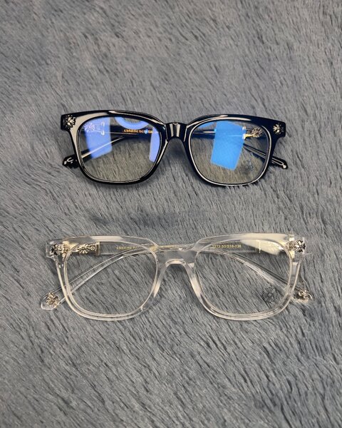 Lunettes chrome hearts