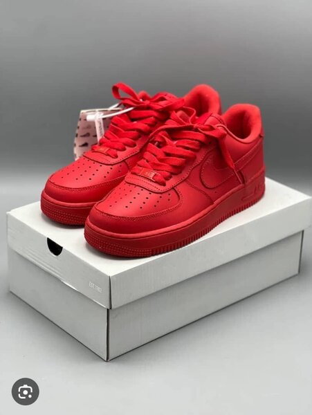 Nike Air Force 1 Rouge