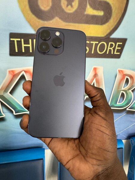 iPhone 14pro max 128gb