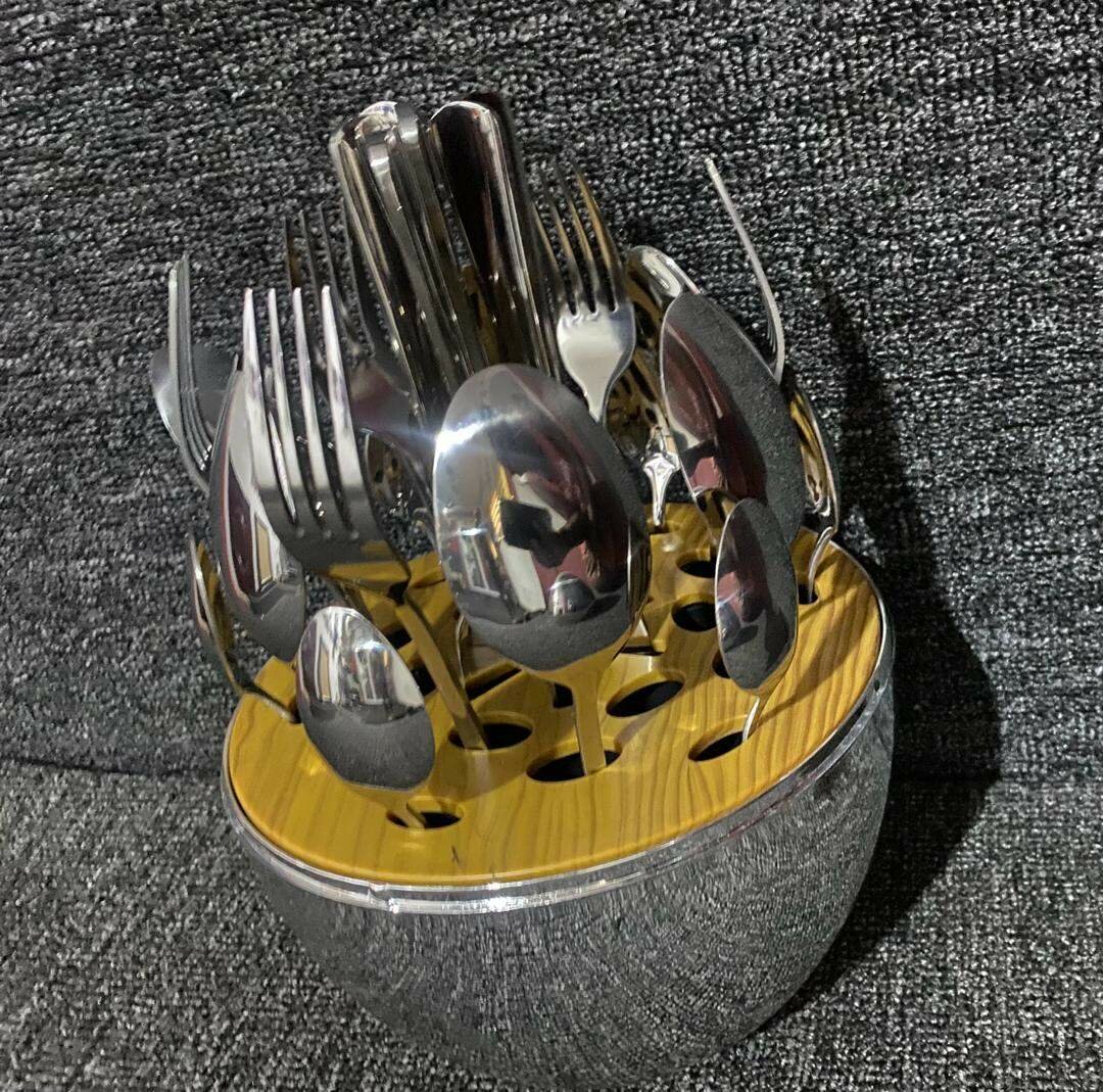 24pcs Stainless Steel Cutlery Set